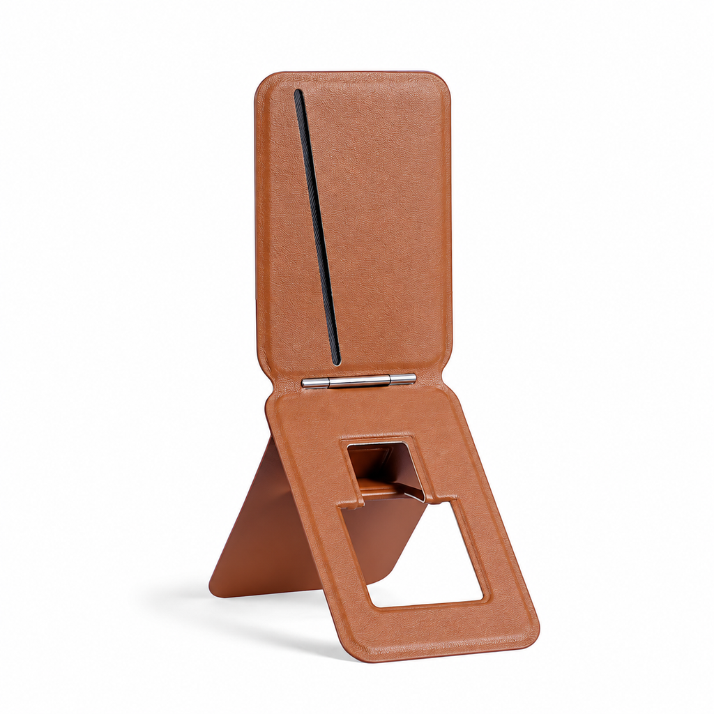 折りたたみ式マグネットスマホスタンド カード収納あり ライトブラウン 白背景