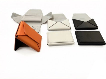 マグネットカード＆コインケースのスタンド形状と折りたたみ構造