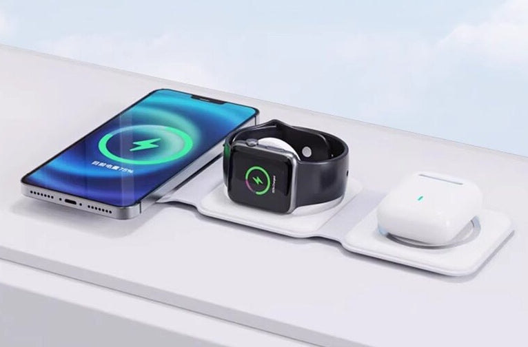 折りたたみ 3-in-1 マグネットワイヤレス充電パッド 商品写真・使用例