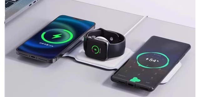 折りたたみ 3-in-1 マグネットワイヤレス充電パッド 商品写真・使用例